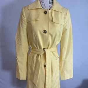 The Limited Light Yellow Trench Coat NWT’s. Medium.